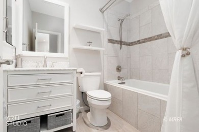 Beautifully furnished & elegantly remodeled 2 bedroom + den - photo 12