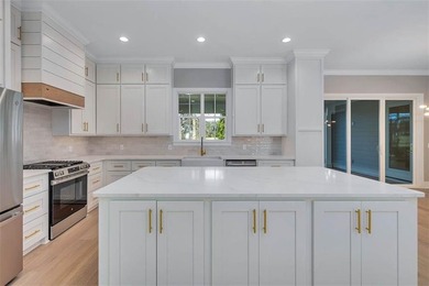 A new construction, beautiful custom home, in the Sanctuary Cove - photo 14
