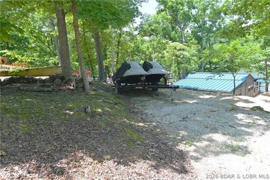 Lakefront cabins like this are getting harder and harder to - photo 15