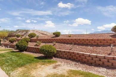 Beautifully furnished & elegantly remodeled 2 bedroom + den - photo 26