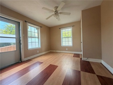Charming 2-bedroom, 1-bath home situated on a corner lot with - photo 7