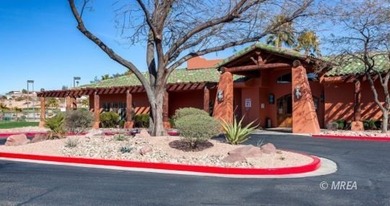 Beautifully furnished & elegantly remodeled 2 bedroom + den - photo 31