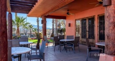 Beautifully furnished & elegantly remodeled 2 bedroom + den - photo 36