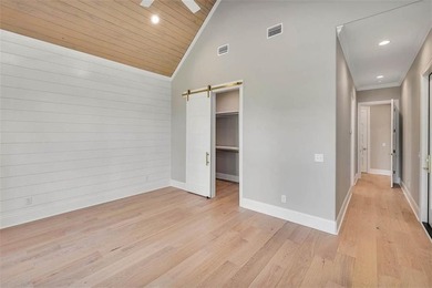 A new construction, beautiful custom home, in the Sanctuary Cove - photo 37