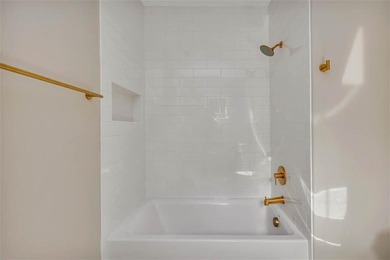 A new construction, beautiful custom home, in the Sanctuary Cove - photo 40