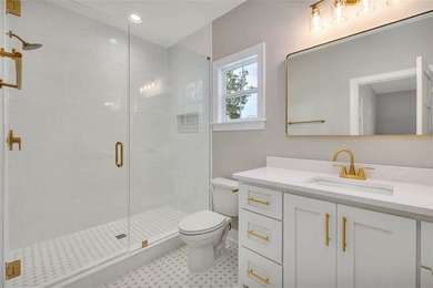 A new construction, beautiful custom home, in the Sanctuary Cove - photo 42