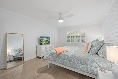 Welcome to effortless luxury living in the heart of Jupiter - photo 14