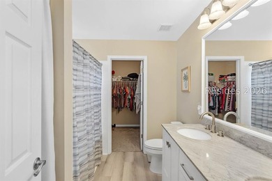 Beautifully renovated 3-bedroom, 2-bath home ideally located - photo 34