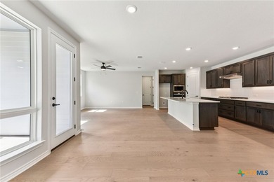 Trevino plan with upgraded kitchen, quartz countertops, upgraded - photo 8