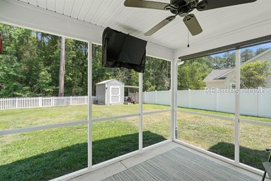 Beautifully renovated 3-bedroom, 2-bath home ideally located - photo 43