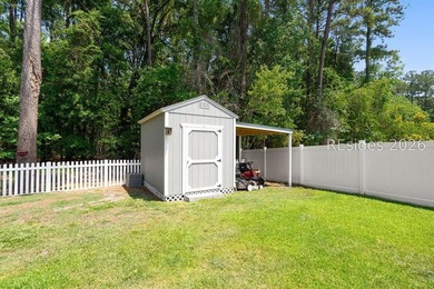 Beautifully renovated 3-bedroom, 2-bath home ideally located - photo 46