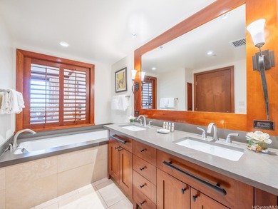 Welcome to Villa O505, where sweeping views of the lagoon and - photo 12
