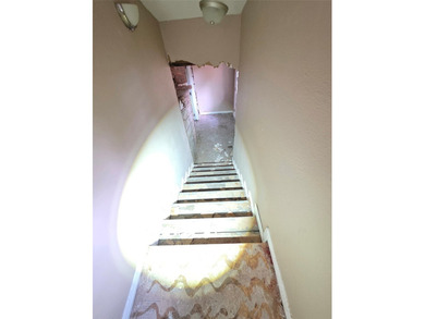 Rehab, fix'r upper-repairs required. The sales price is net cash - photo 13