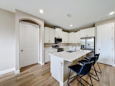 Stunning, only 1 year old, 4-bedroom, 2-bathroom home located in - photo 15