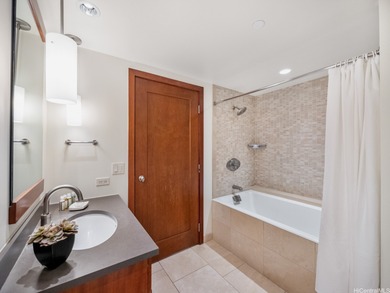 Welcome to Villa O505, where sweeping views of the lagoon and - photo 17