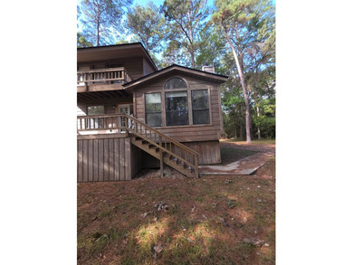 Rehab, fix'r upper-repairs required. The sales price is net cash - photo 22