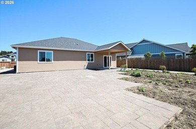 Beautifully maintained 4-bedroom, 2-bath, 1,919 sq ft home built - photo 24