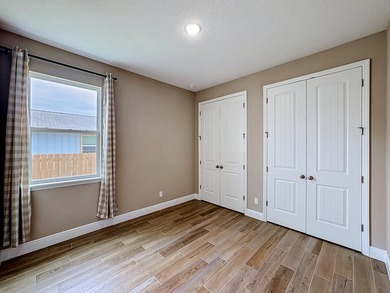 Stunning, only 1 year old, 4-bedroom, 2-bathroom home located in - photo 25
