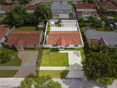 Charming 3-bedroom, 2-bath home offering the perfect blend of - photo 34