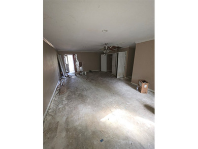 Rehab, fix'r upper-repairs required. The sales price is net cash - photo 38