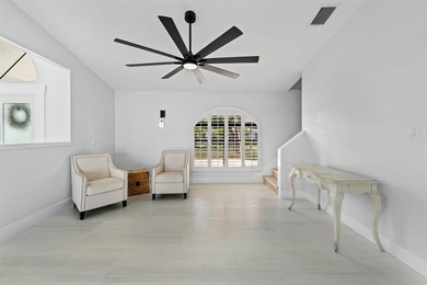 Beautifully renovated waterfront home in Beau Rivage with ocean - photo 9
