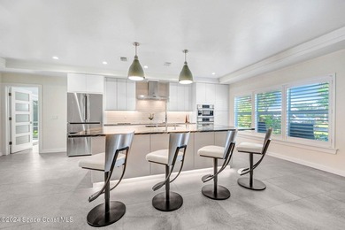 Waterfront Navigable Pool Home! Welcome to this lovely modern - photo 8