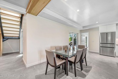 Waterfront Navigable Pool Home! Welcome to this lovely modern - photo 10