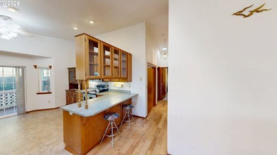IMMACULATELY maintained home near Harris Beach, and in a quiet - photo 12