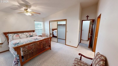 IMMACULATELY maintained home near Harris Beach, and in a quiet - photo 14