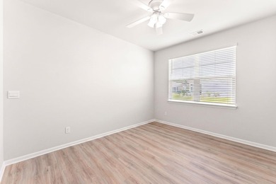 Welcome to this immaculate, move-in-ready 3-bedroom, 2-bath - photo 16