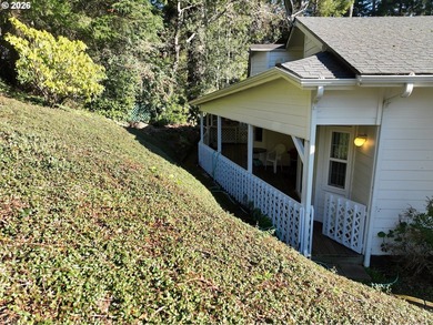 IMMACULATELY maintained home near Harris Beach, and in a quiet - photo 19