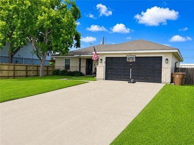 Up to $10,000 in Closing Costs!!! Coastal living at its best! - photo 2
