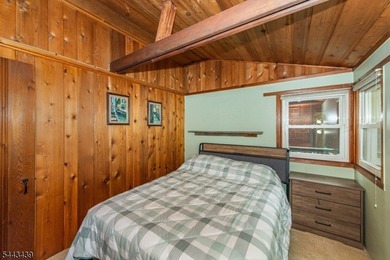 Wake up to beautiful lake views in this well-maintained - photo 19