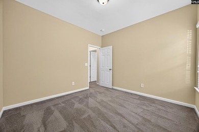 Just in time for summer celebrations! Prime location in the - photo 24