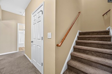 Just in time for summer celebrations! Prime location in the - photo 33