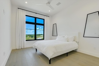 Set within the private gates of Summit Rock in Horseshoe Bay - photo 33