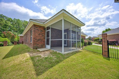 Just in time for summer celebrations! Prime location in the - photo 37