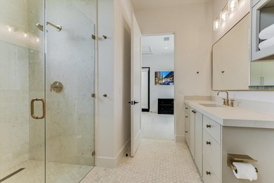 Set within the private gates of Summit Rock in Horseshoe Bay - photo 38
