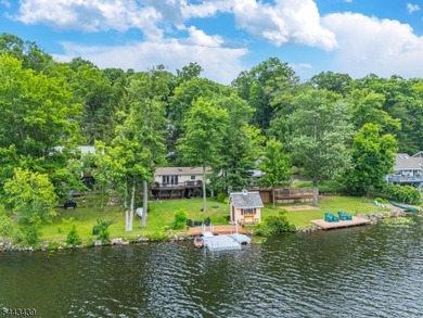 Wake up to beautiful lake views in this well-maintained - photo 44