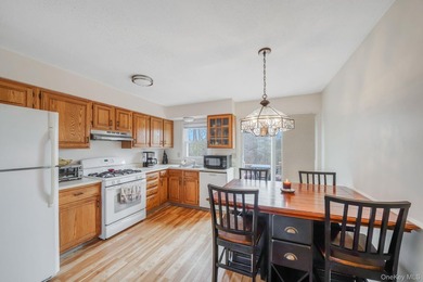 Welcome to Hidden Lake Estates, a well-maintained waterfront - photo 7