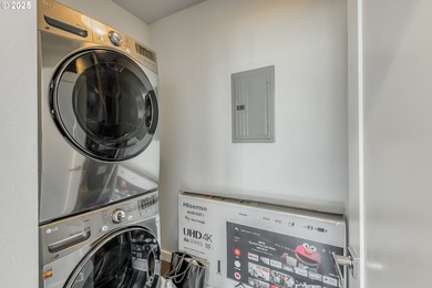 Montara Loop | Forest Heights Luxury Retreat. Welcome to your