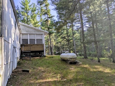 Quiet and peaceful!! This 2 bedroom single wide mobile home is - photo 13
