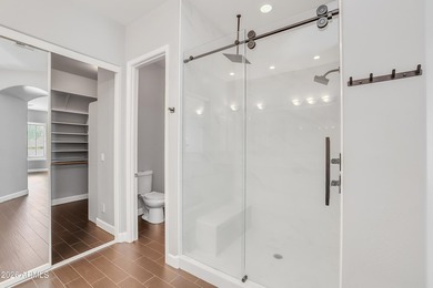 This beautifully maintained, move-in-ready residence offers 5 - photo 21