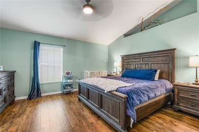 UNDER CONTRACT WITH KICK OUT CLAUSE. Beautifully updated home - photo 22