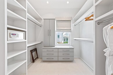 Discover the unparalleled luxury of 32 Kings Castle Court in - photo 23