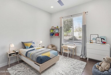 This beautifully maintained, move-in-ready residence offers 5 - photo 30