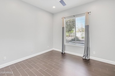 This beautifully maintained, move-in-ready residence offers 5 - photo 31
