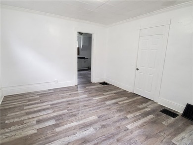 Welcome to 23 Wolff St - a charming and versatile home offering - photo 2