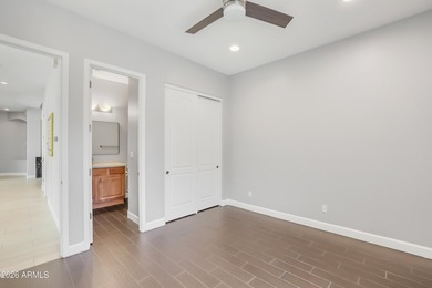 This beautifully maintained, move-in-ready residence offers 5 - photo 34