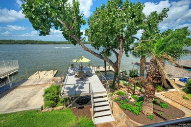 REMARKABLE OPEN WATERFRONT HOME! Gorgeous views of the lake from - photo 3